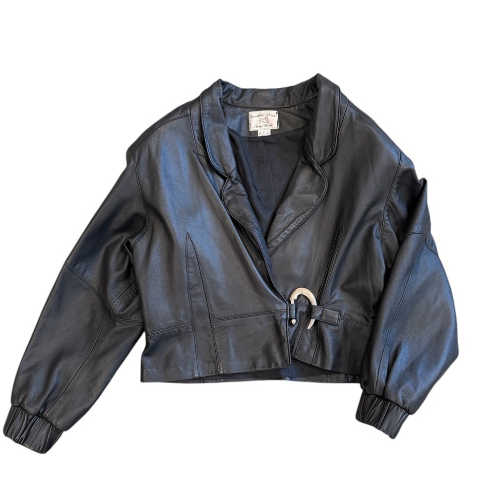Vintage London Paris‎ New York Women’s Black leather jacket Size Large.